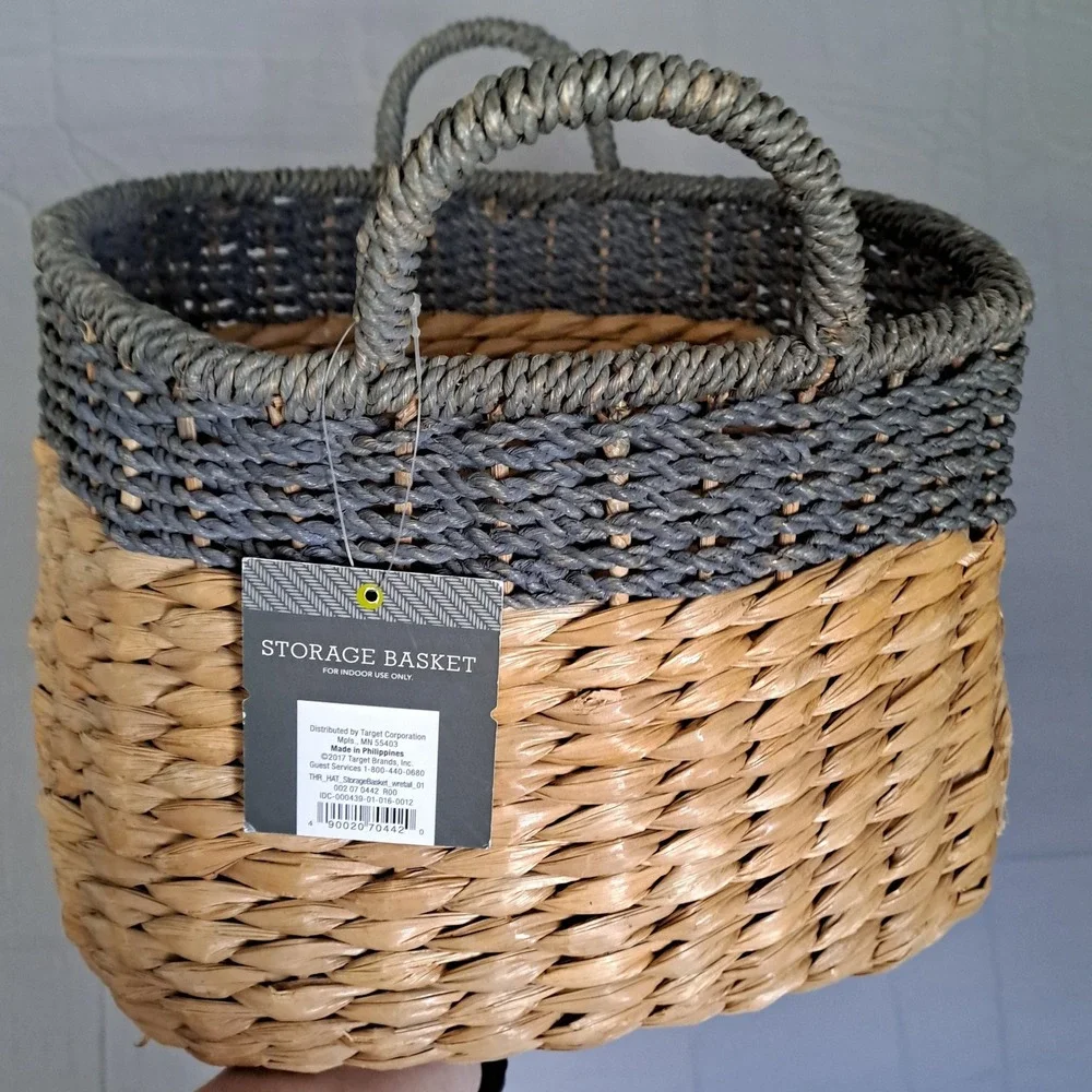 Woven Seagrass Storage Basket XL Natural Gray Two Tone Handles Boho NWT Home